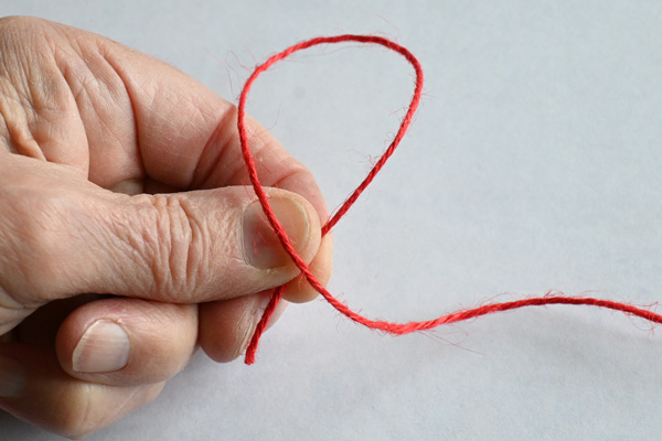 Making a slip knot
