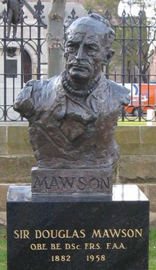 Statue of Sir Douglas Mawson at the University of Adelaide