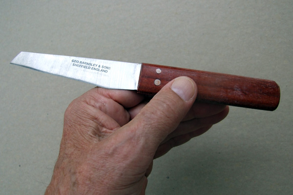 A better quality cobbler's knife 